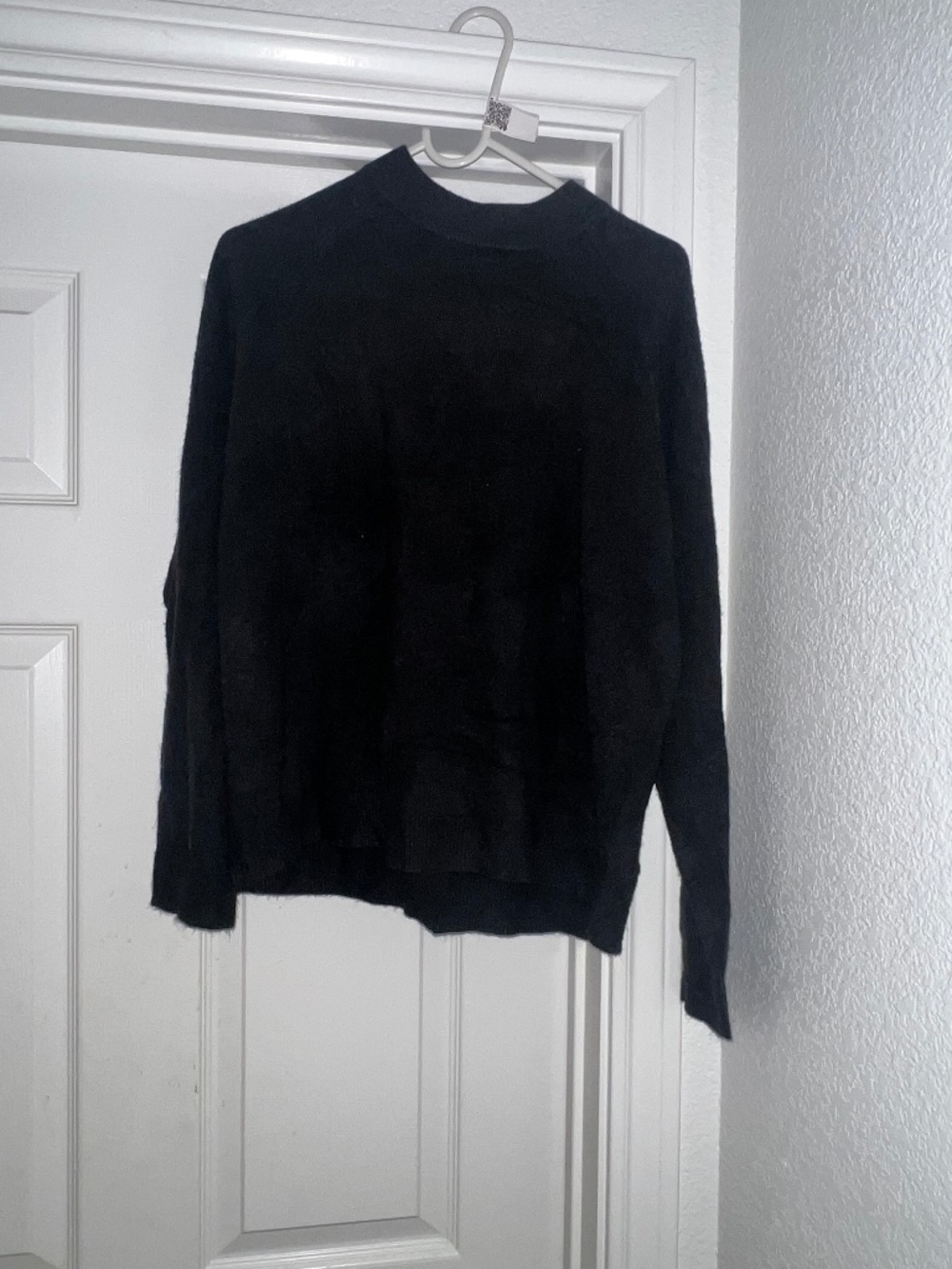 Misses Long Sleeve Black sweater AT309AR2